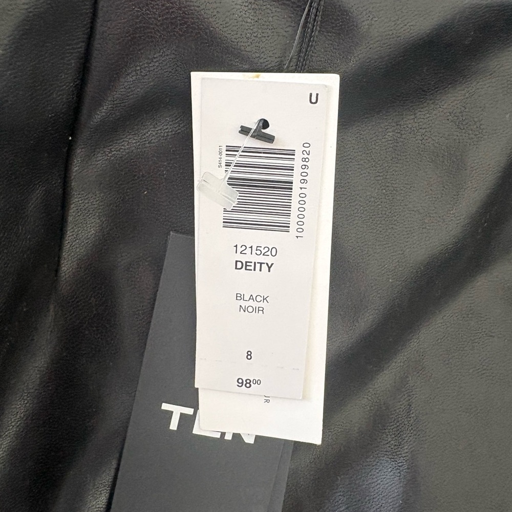 Aritzia Deity Micro Skort - Picture 6 of 7